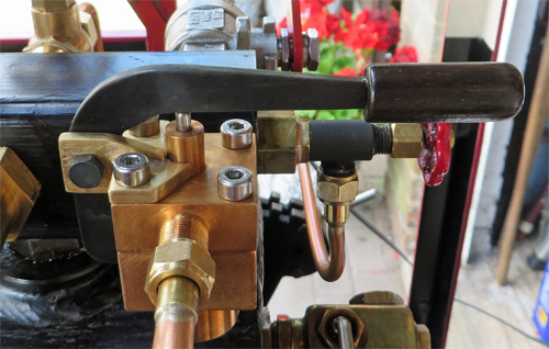 Leak free whistle valve fitted to a Feldbahn steam engine.