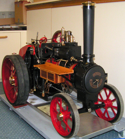 A 2" scale Minnie traction engine called 'Dot'